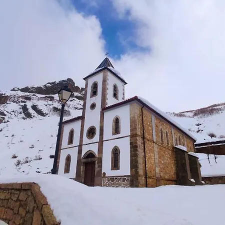 Prázdninový dům Albergue Las Escuelas *