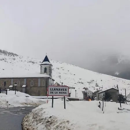 Albergue Las Escuelas Prázdninový dům Llánaves de la Reina